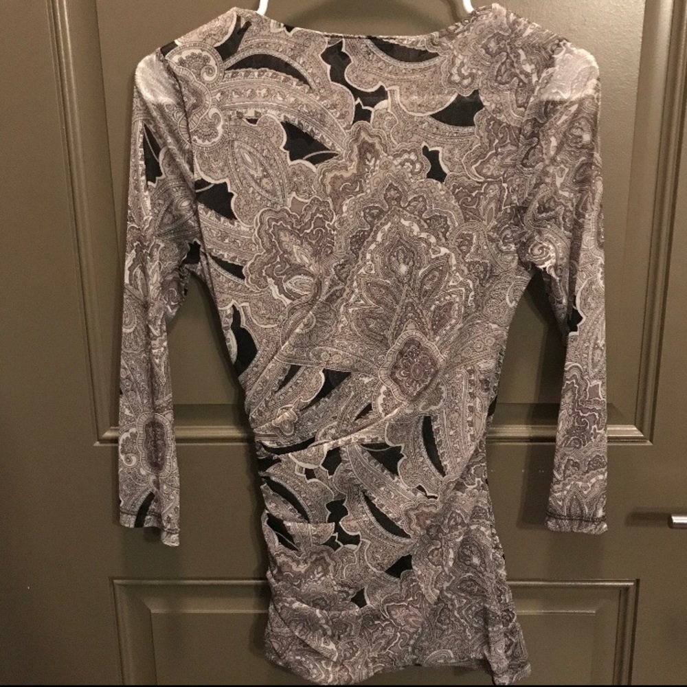 Blouse - Picture 2 of 6